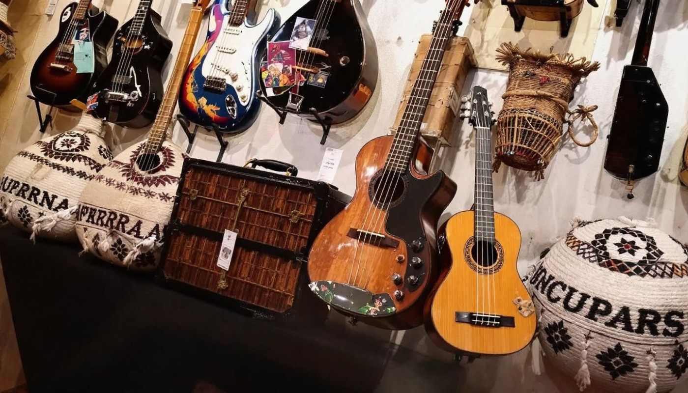 Comment choisir un instrument traditionnel adapté à votre style musical ?